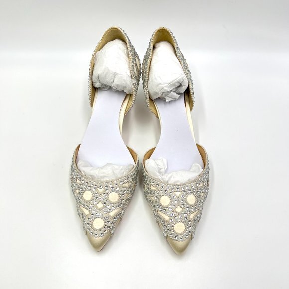 Badgley Mischka Size 6 Ginny Jeweled Ivory Satin D'Orsay Low‎ Heels Pumps Shoes - Picture 2 of 13